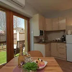 Paradiso Apartmanhaz Gyula