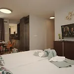Paradiso Apartmanhaz