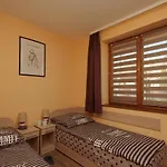 Paradiso Apartmanhaz * Gyula