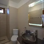 Paradiso Apartmanhaz *