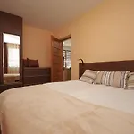 Paradiso Apartmanhaz *