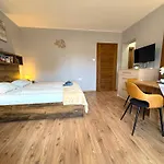 Paradiso Apartmanhaz *