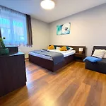 Paradiso Apartmanhaz Gyula