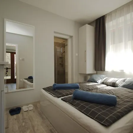 Paradiso Apartmanhaz Apartment Gyula