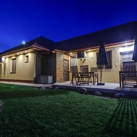 Paradiso Apartmanhaz Apartment