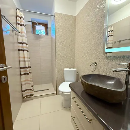 Paradiso Apartmanhaz Apartment Gyula