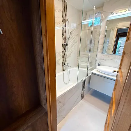 Paradiso Apartmanhaz Apartment Gyula