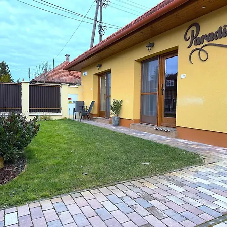 Apartment Paradiso Apartmanhaz *