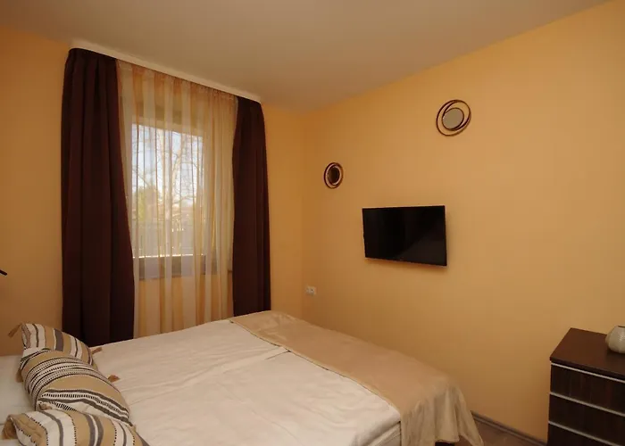 Paradiso Apartmanhaz Gyula