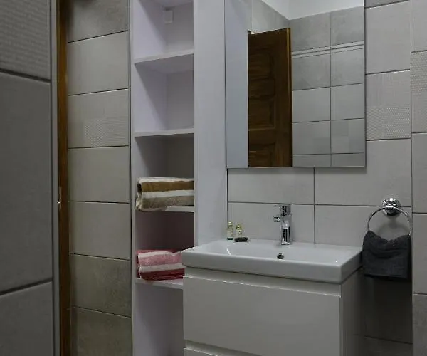 Paradiso Apartmanhaz *