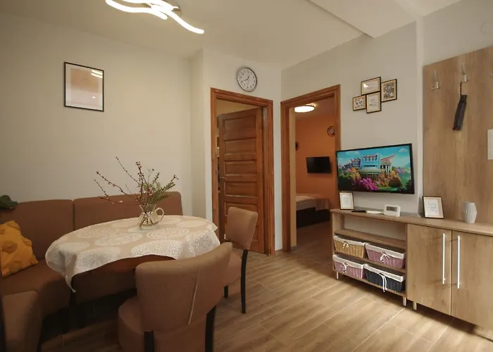 아파트 Paradiso Apartmanhaz 귤러