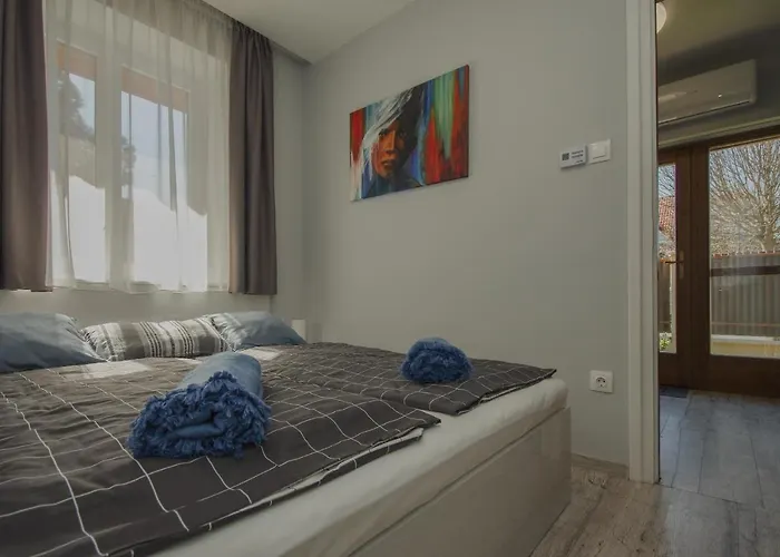 아파트 Paradiso Apartmanhaz 귤러